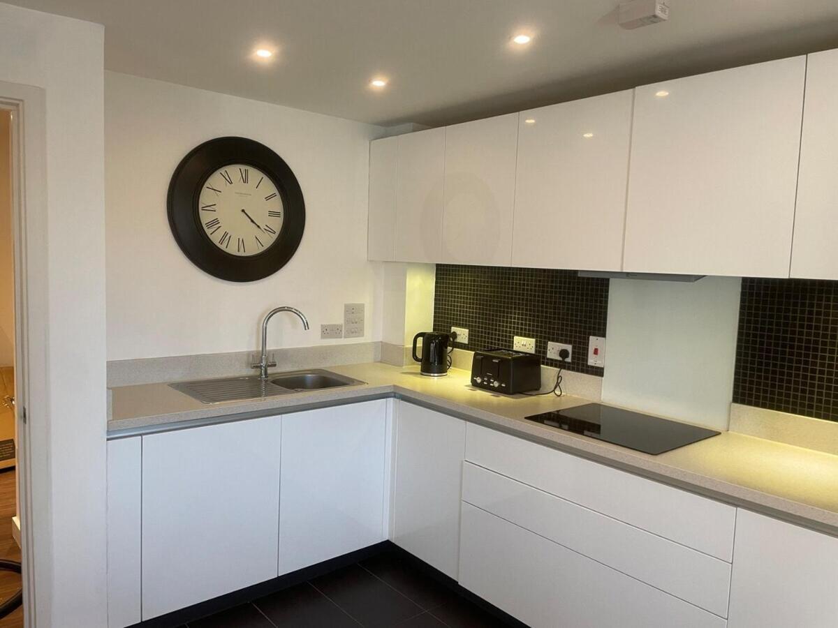 Superior Cambridge 2 Bed Apartment Inc King Bed Trumpington Exterior photo